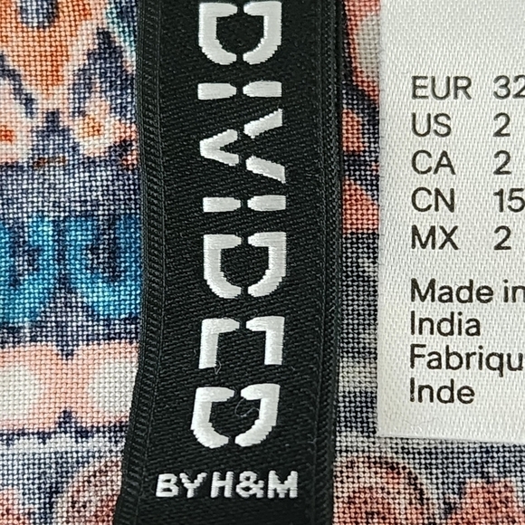 Divided By H&M Women’s Multicolor Elastic Waist Dress With Pockets Size 2 - Picture 6 of 8